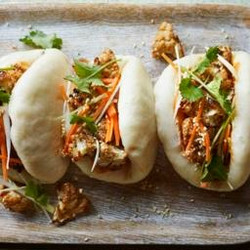 Vegan Bao With Spicy Cauliflower