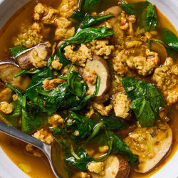 Chicken And Mushroom Soup With Spinach