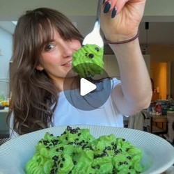 Creamy Wild Garlic &amp; Pea Pasta