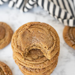 Soft &amp; Chewy Gingersnap Cookies
