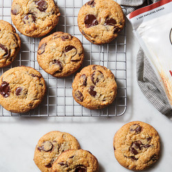 Keto-friendly Chocolate Chip Cookies