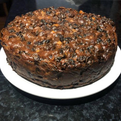 4 Ingredients Xmas Cake
