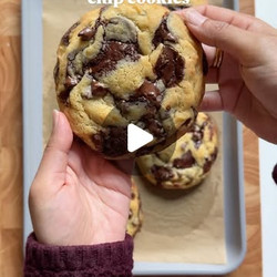 Levain-inspired Two-chip Chocolate Chip Cookies