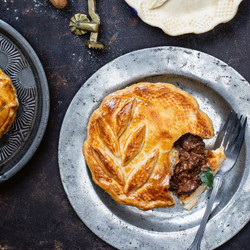 Classic Steak And Ale Pie Recipe