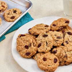 Oatmeal Raisin Cookies