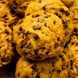 The Best Pumpkin Chocolate Chip Cookies