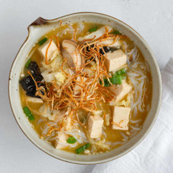 Miso Noodle Soup (10 Minutes)