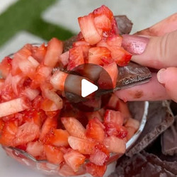 Chocolate "chips" With Strawberry Salsa