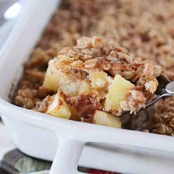 Amish-style Apple And Cinnamon Baked Oatmeal