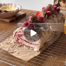 Raspberry Meringue Roll