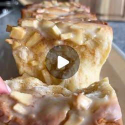 Apple Cinnamon Pull Apart Bread