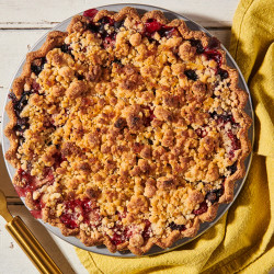 Fast Summer Berry Pie
