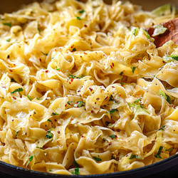 Egg Noodles with Cabbage, Onion and Butter