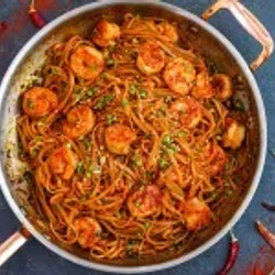 Quick Spicy Garlic Shrimp Noodles