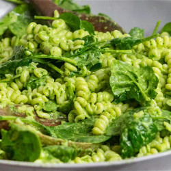 Pasta With Spinach Sauce
