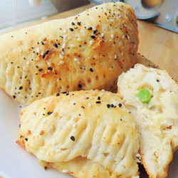 Easy Hand-held Chicken Pot Pies