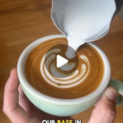 Latte Art Tulip