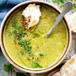 Creamy Zucchini Pesto Soup