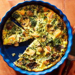 Crustless Salmon, Leek &amp; Mushroom Quiche Should Be The Next Dish You Make