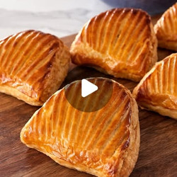 Chaussons Aux Pommes