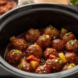 Easy Party Food Appetizers: Slow Cooker Hawaiian Meatballs