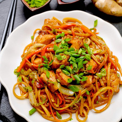 Chicken Lo Mein