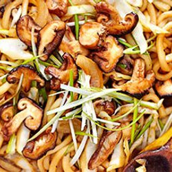 Yaki Udon (stir-fried Udon Noodles)