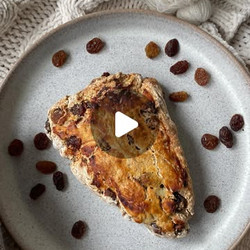 Cinnamon And Raisin Scone