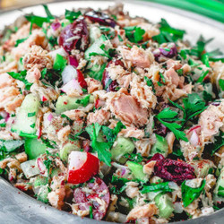 10-min Mediterranean Tuna Salad (bold &amp; Healthy)