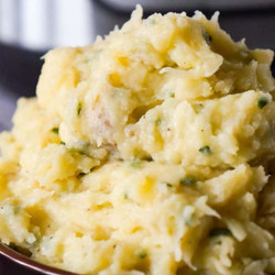 Instant Pot Garlic Parmesan Mashed Potatoes