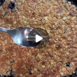 Blueberry Crumble Pie