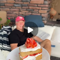High-protein Strawberry Shortcake