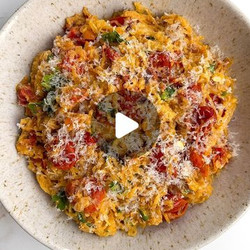 Creamy Tomato &amp; Feta Spaghetti Squash "pasta"