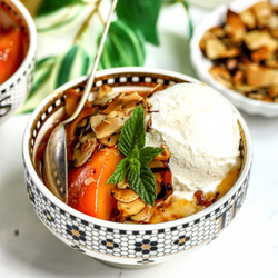 Amaretto Peaches