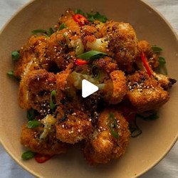 Crispy Bang Bang Cauliflower