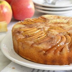 Dessert: Upside-down Cake With Caramelized Apple Slices