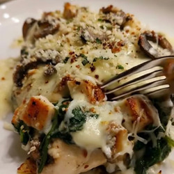 Chicken, Spinach &amp; Mushroom Low-carb Oven Delight