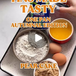One Pan Autumnal Pear Sponge Cake