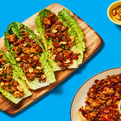 One-pan Sweet Chili Turkey Lettuce Wraps With Bell Pepper &amp; Candied Peanuts