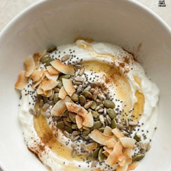 (Snack) Honey Seed Yogurt Bowl