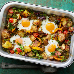 Potato Hash With Tomatoes, Pepper And Kale