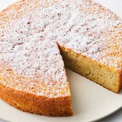 One-bowl Lemon And Olive Oil Cake