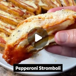 Easy Cheesy Pepperoni Stromboli