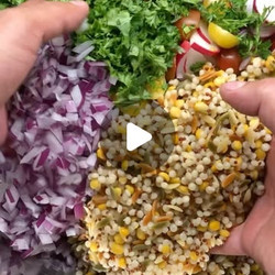 Quinoa And Chunky Veggies With Ginger Lemon Dressing