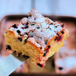 Blackcurrant Traybake Cake