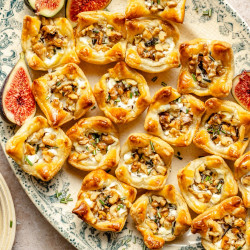 Fig &amp; Goat Cheese Puff Pastry Bites