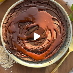 Black Bean Banana 
Chocolate Cake