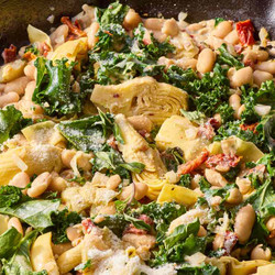 Creamy Tuscan White Bean Skillet