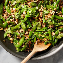 Spicy Skillet Ground Turkey and Snap Peas