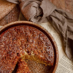 Carrot, Almond &amp; Oat Cake